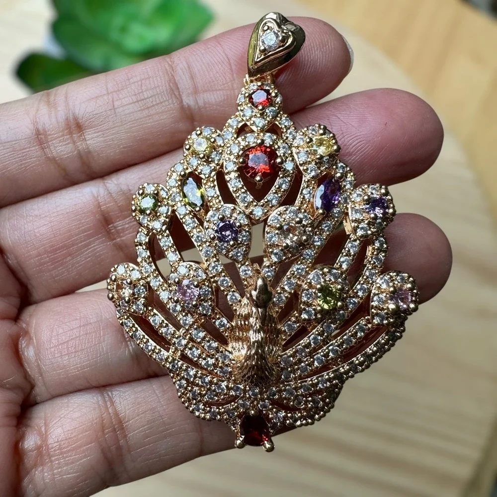 VTG Peacock Pendant Necklace 15 Inch Multi Lab Created Gems Sterling Italy Chain
